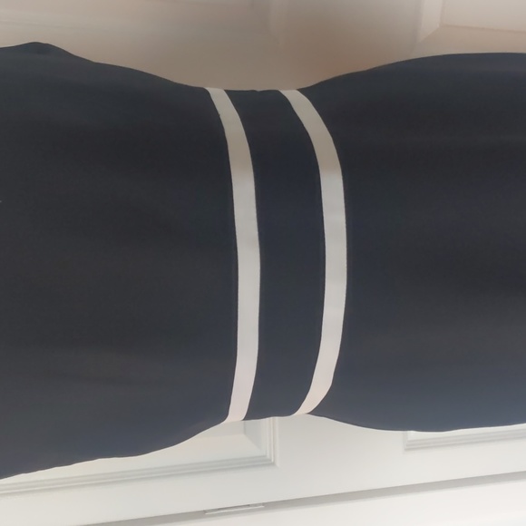 Evan-Picone Sleeveless Dress. New With Tags - Picture 2 of 5